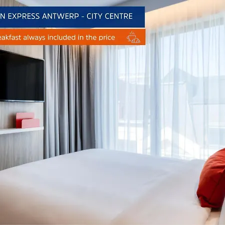Express - Centre By Ihg Hotel 3*