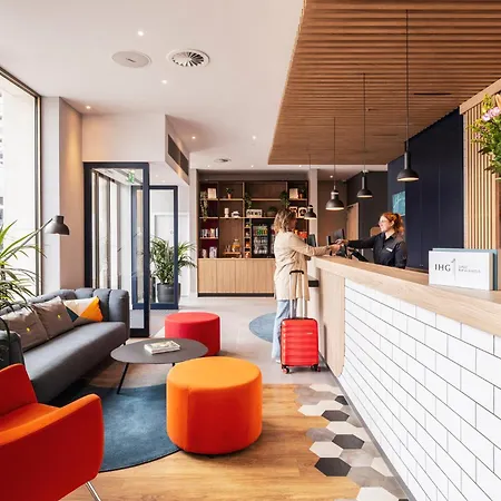Hotel Express - Centre By Ihg 3*